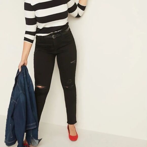 Old Navy Denim - Old Navy Black Distressed Slim Straight High Waist Jeans Size 0
